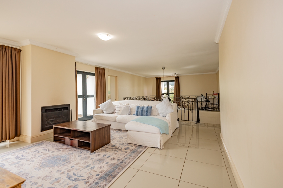 4 Bedroom Property for Sale in Zevenwacht Country Estate Western Cape